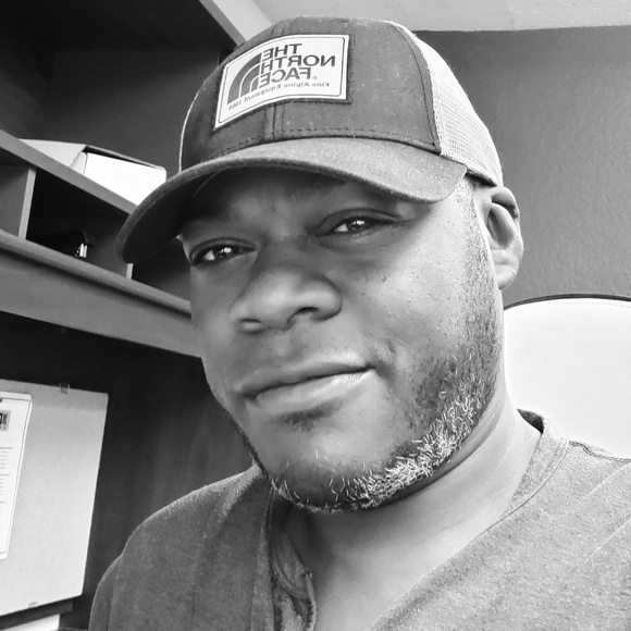 Meet your Posher, Mark - Picture 2 of 2